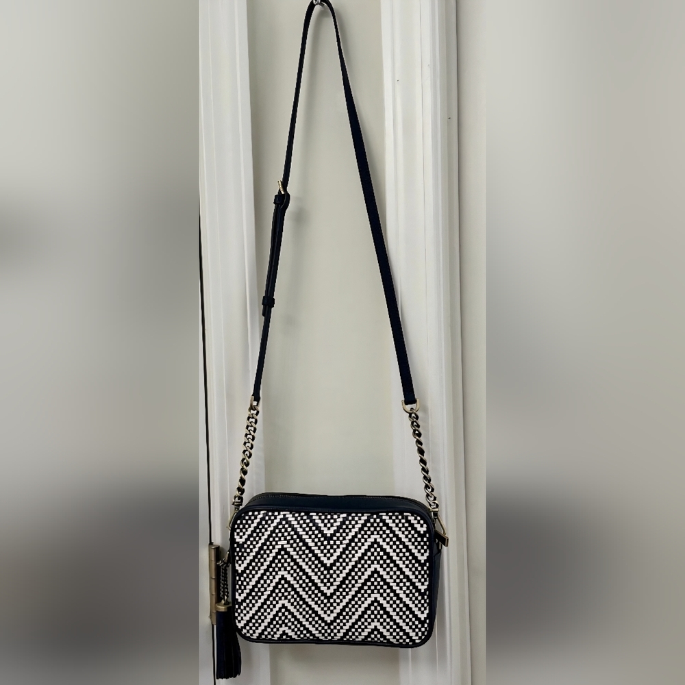 Michael Kors Ginny Medium Woven Leather Crossbody - Picture 3 of 8